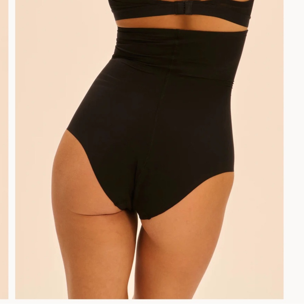 Simone Perele Story High Waist Shaping Brief